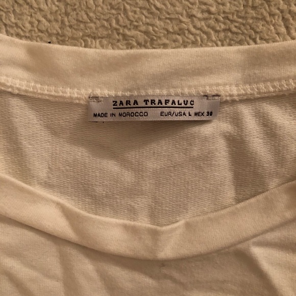 Zara Sweatshirt - Picture 2 of 2